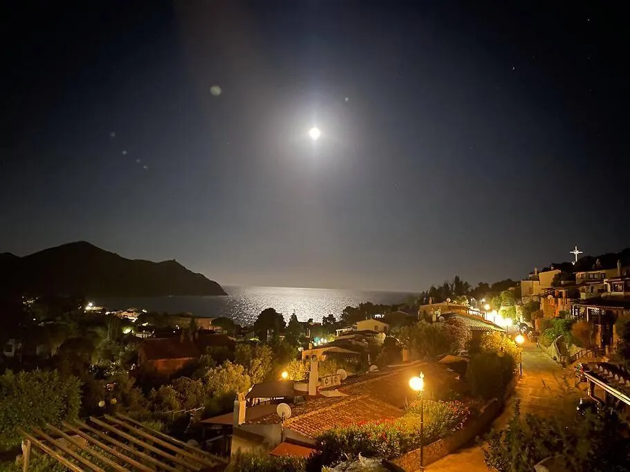 Villa Margio Solanas   Solanas (Cagliari)