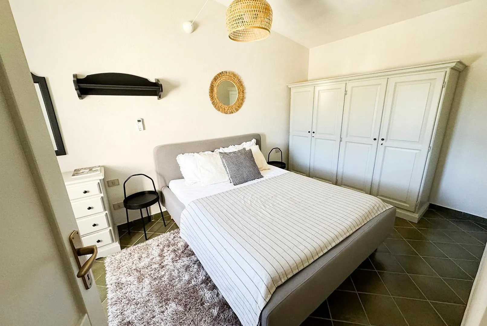 Villa Margio Solanas   Solanas (Cagliari)